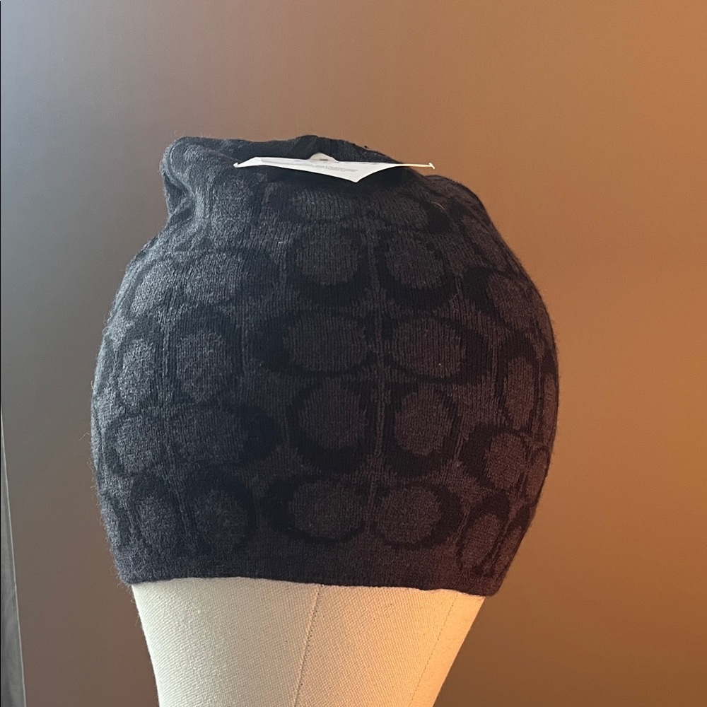 Coach signature black knit beanie universal